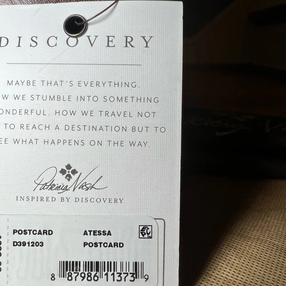 NWT Patricia Nash Discovery Collection: Atessa Postcard Leather Crossbody
